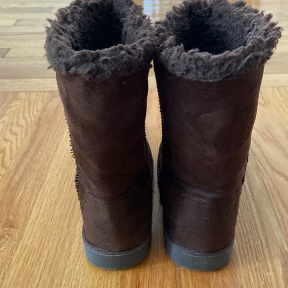 SO Suede Deep Chocolate Faux Fur Boots - Picture 9 of 10